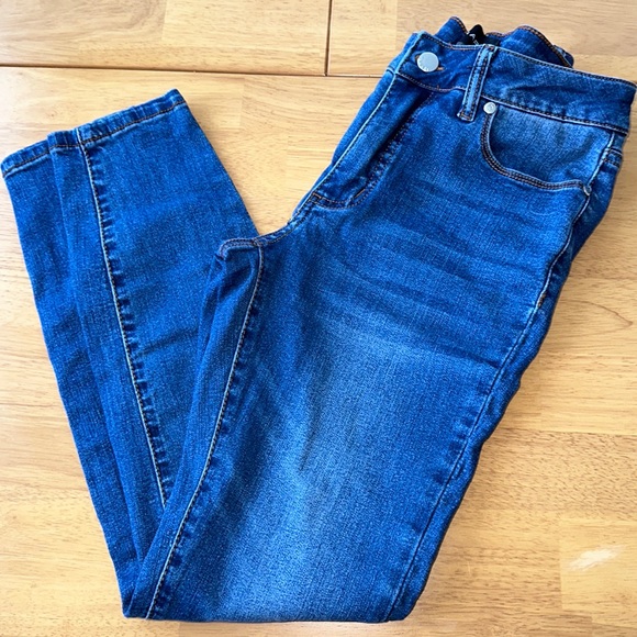 Tahari Chloe jeans skinny fit solution 4/27 stretchy - Picture 1 of 8
